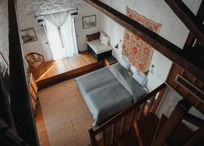 Bratsera Boutique Hotel